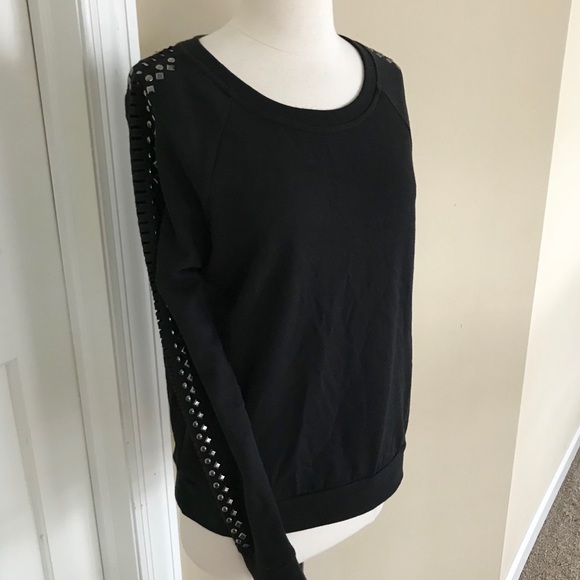 Max Jeans Tops - NEW! Max Jeans Silver Studded Black Top